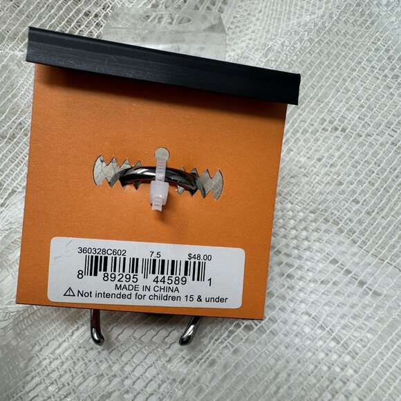 Betsey Johnson Black & Red Spider Ring Rhinestones 7.5 - Picture 4 of 6